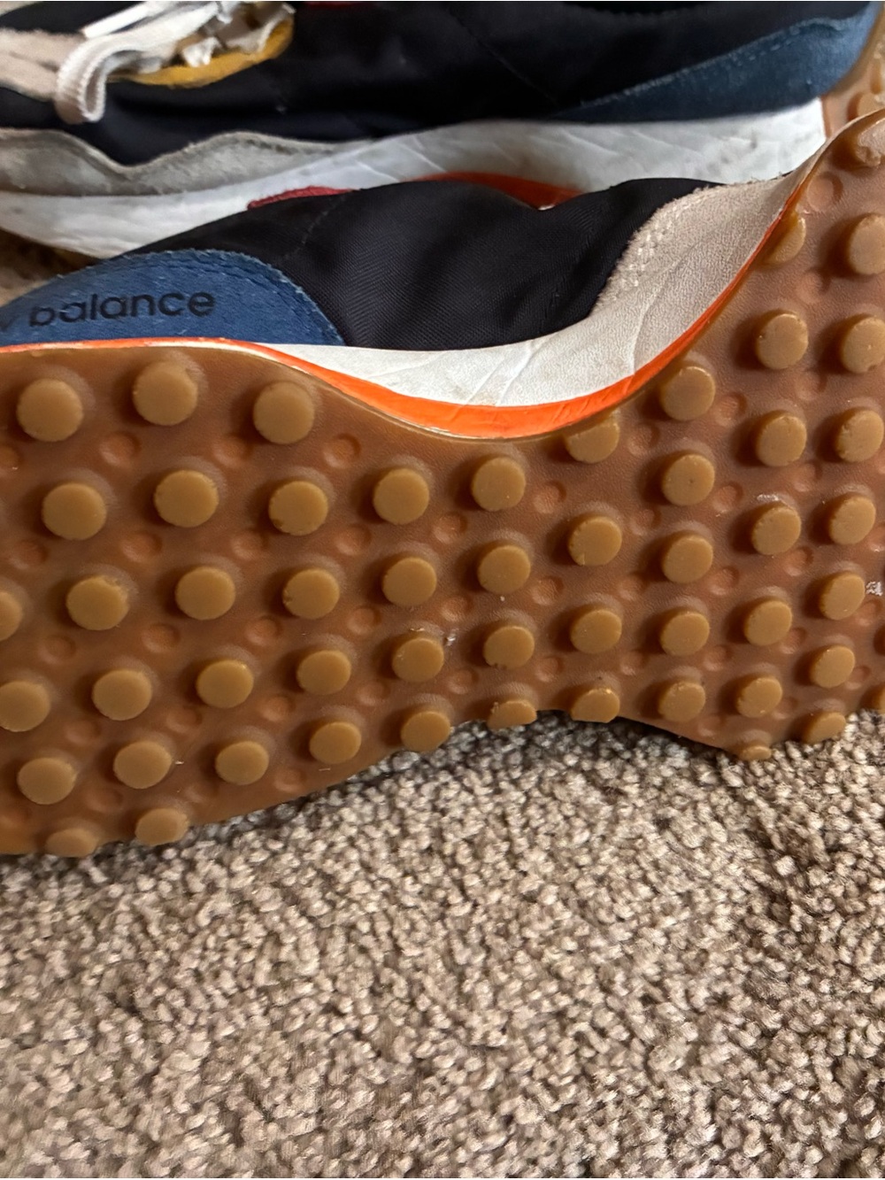 New Balance Black White Sneakers with Tan Label - Picture 4 of 4